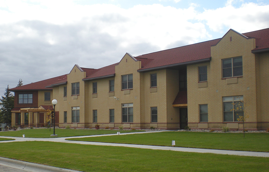 Student Housing Evergreen Hall Crookston, MN