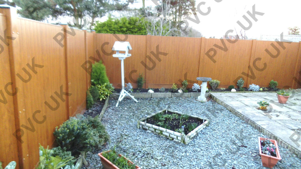 Plastic Fencing A Great Alternative To Wood Pvc Uk Fencing 1