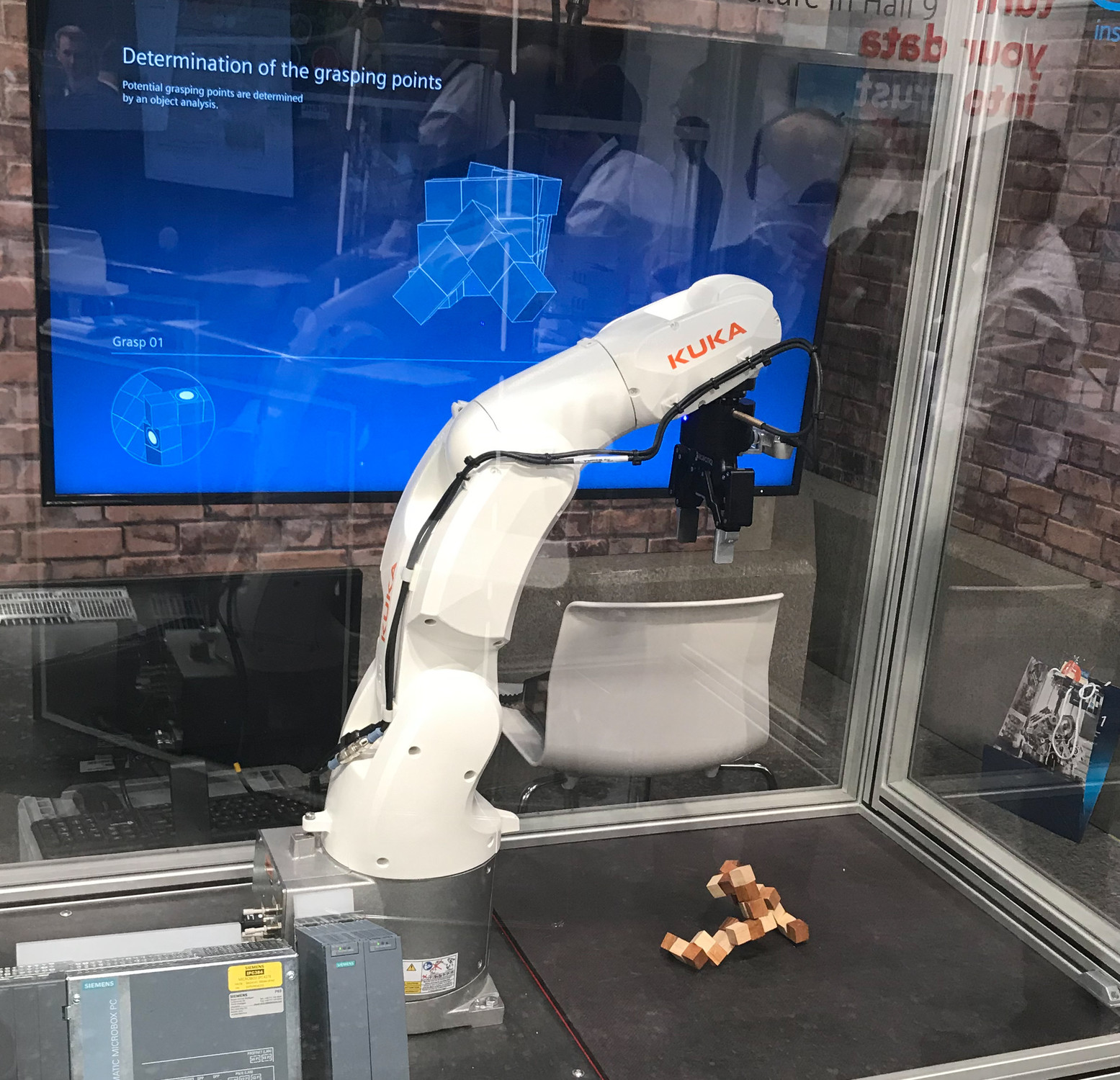 Machine Learning to grab objects