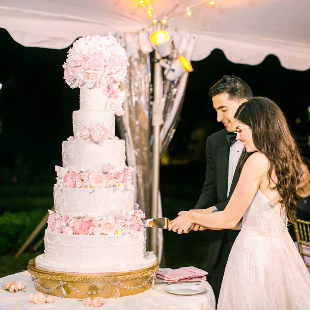 custom wedding cake designs