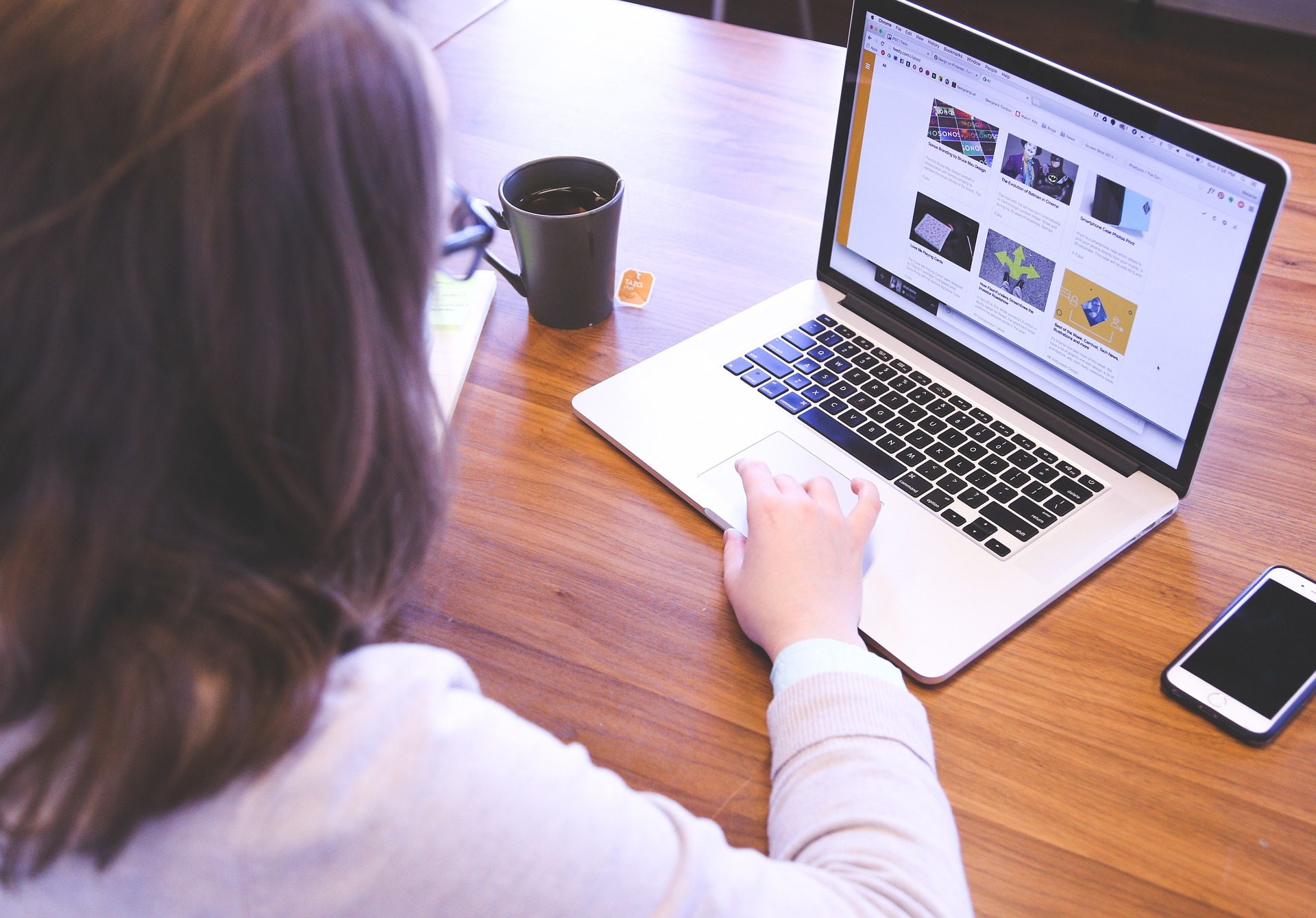Top 4 Tips For Your Website to Make a Great First Impression