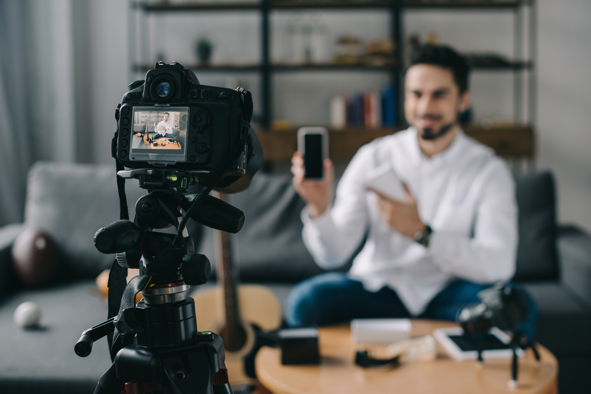 A blogger records a video