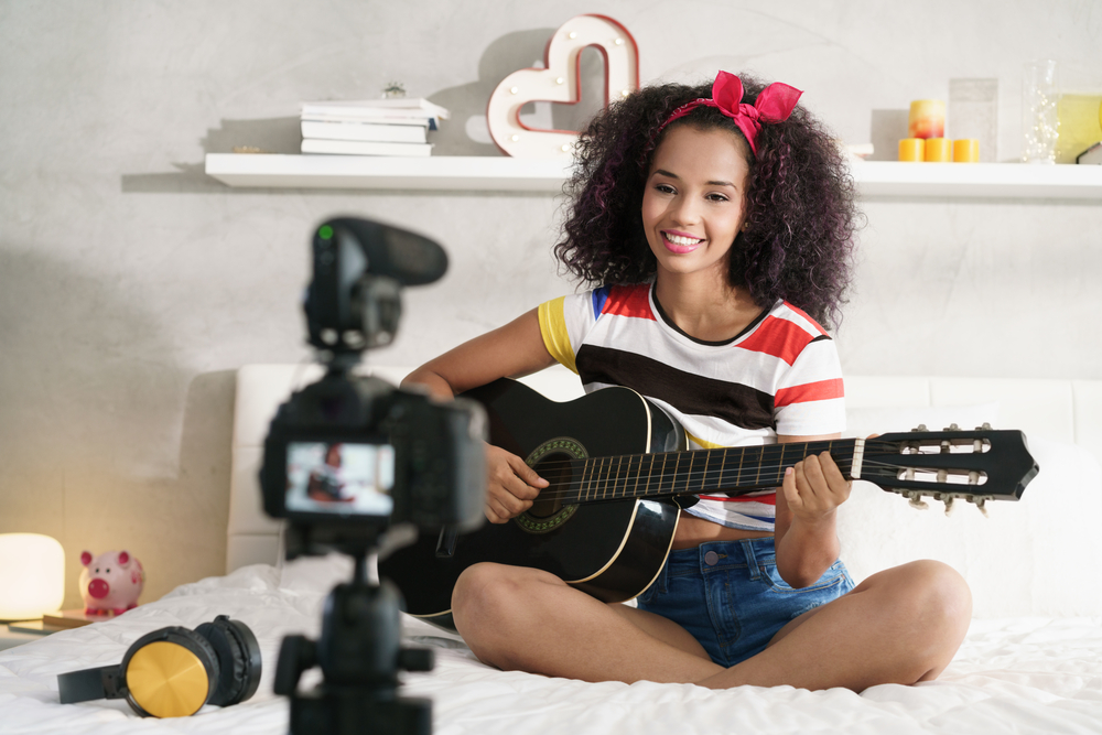3 Tips to Start a Successful Vlog