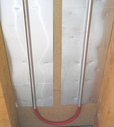 Pose du plancher chauffant rénovation Caleosol Budget sous plancher entre solives