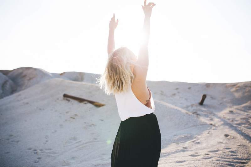 under30experiences-group-travel-blog-for-millennials-how-to-become-a-morning-person-sunshine