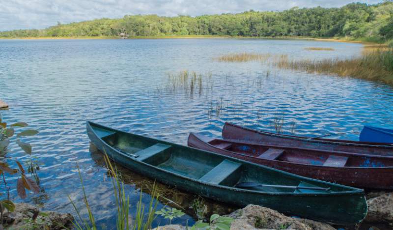 under30experiences-group-travel-blog-for-millennials-five-days-in-mexico-canoes