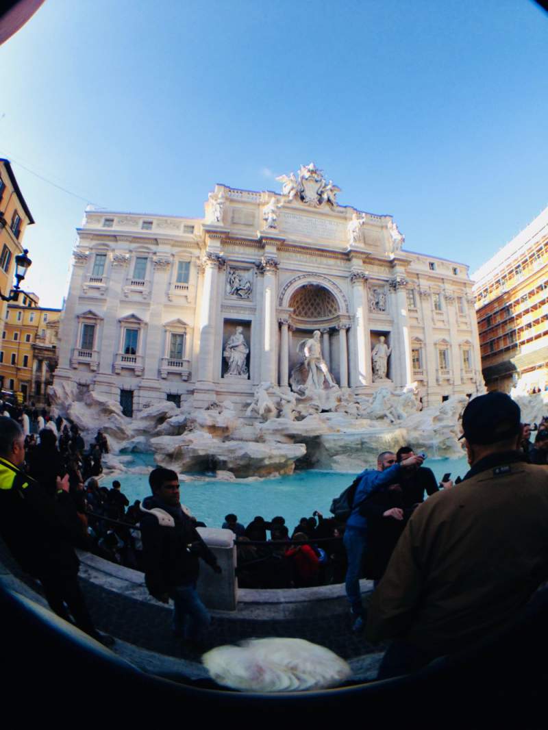 under30experiences-group-travel-blog-for-millennials-the-solo-travelers-guide-to-exploring-rome-trevi-fountain