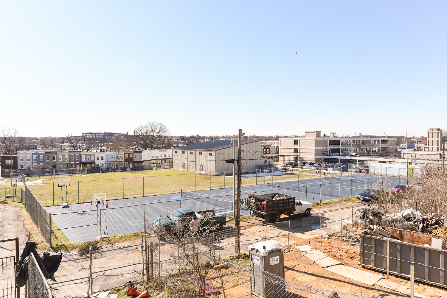 terrific 2 br unit minitues from h st corridor