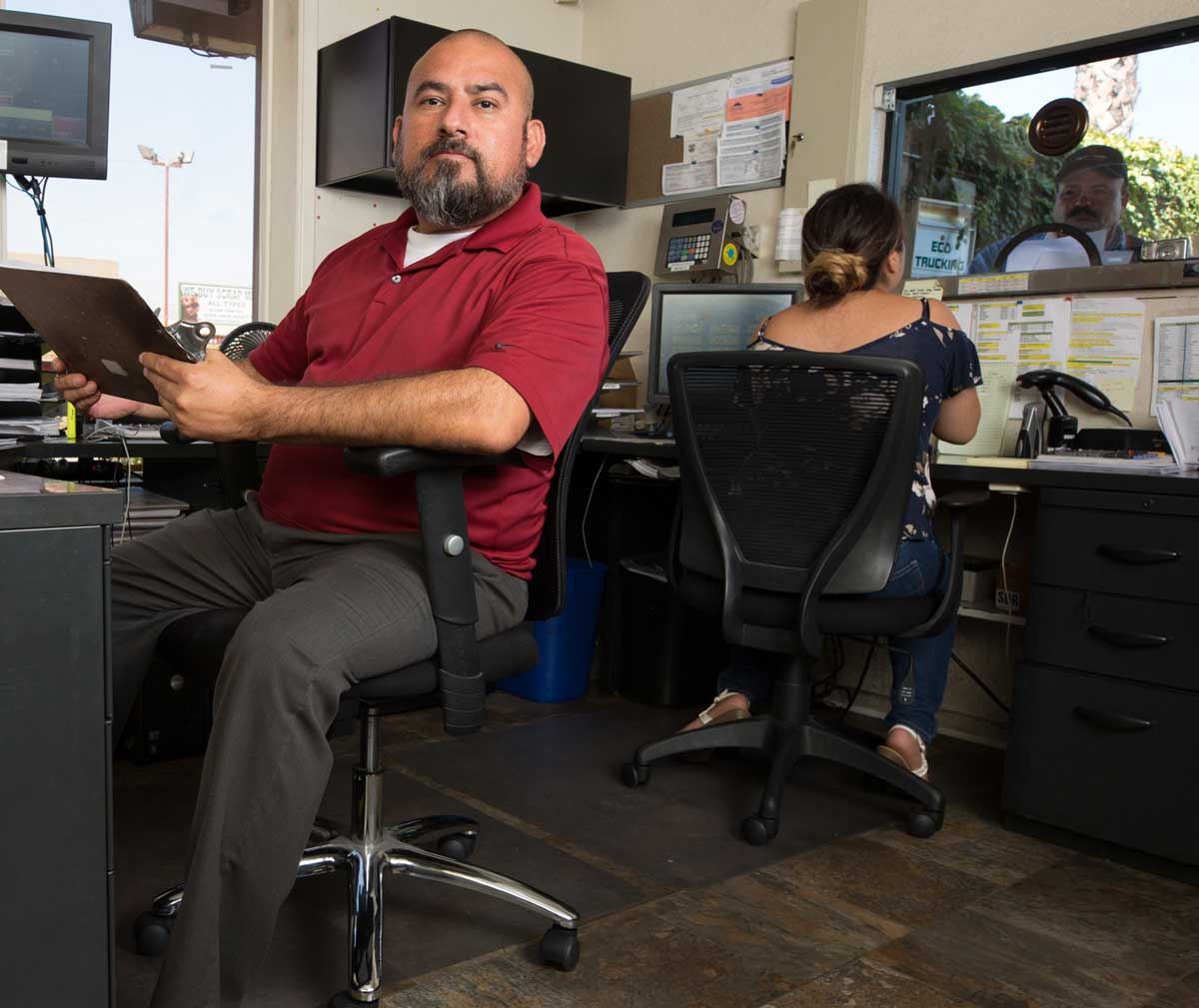 Allan Company Workers In An Office
