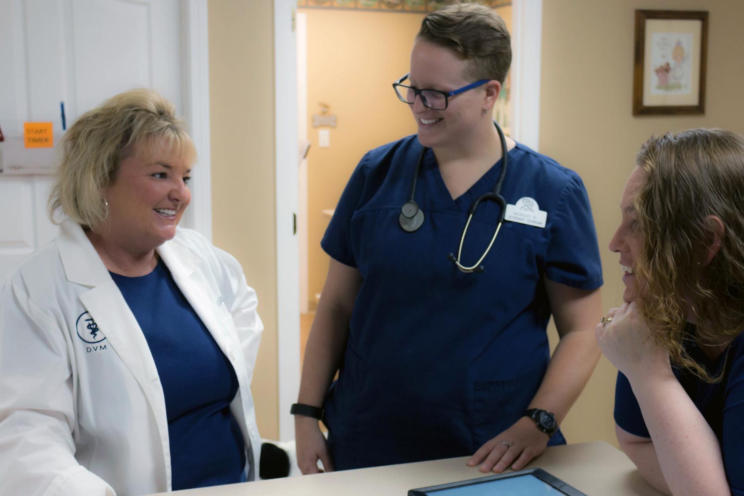 Dr Flanary and Veterinary Team