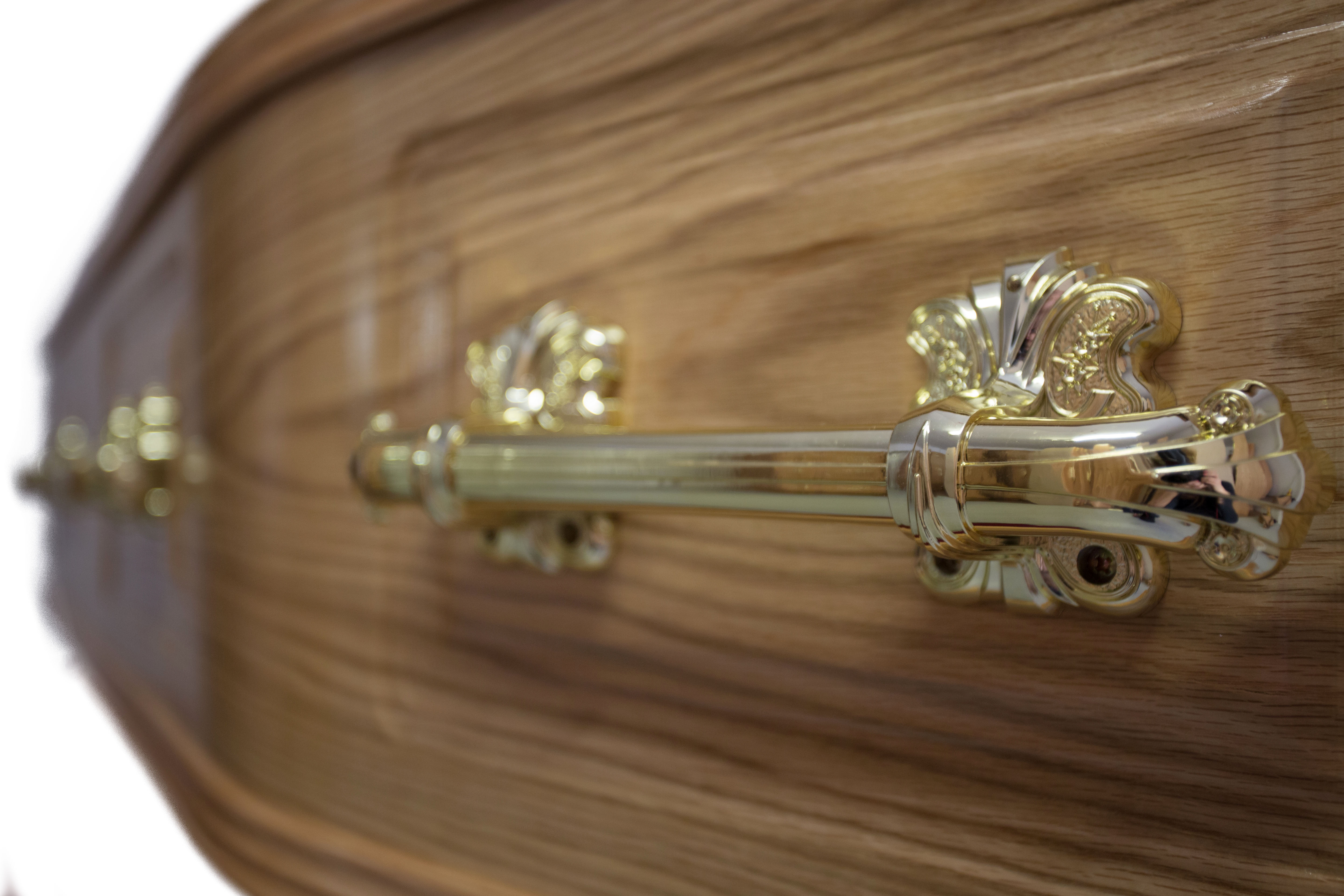 choosing a coffin or casket