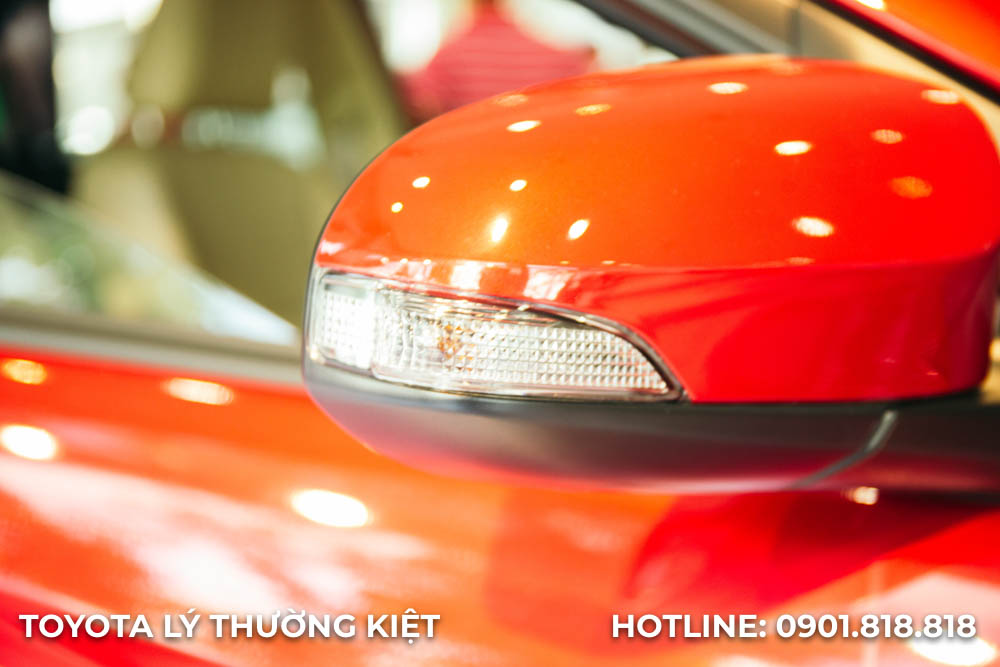 kinh chiếu hậu thân xe ô tô vios mới 2018