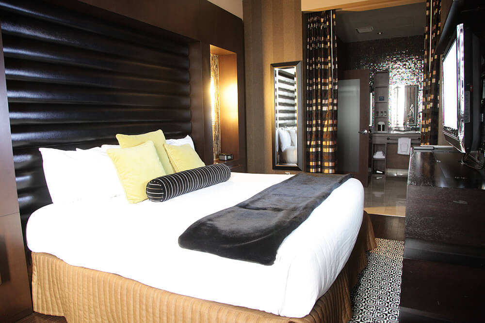 Located in three towers, The Hard Rock Hotel & Casino Tulsa offers 454 rooms including suites designed to feel very much like the green room of a star. (Photo: Marc Rains)