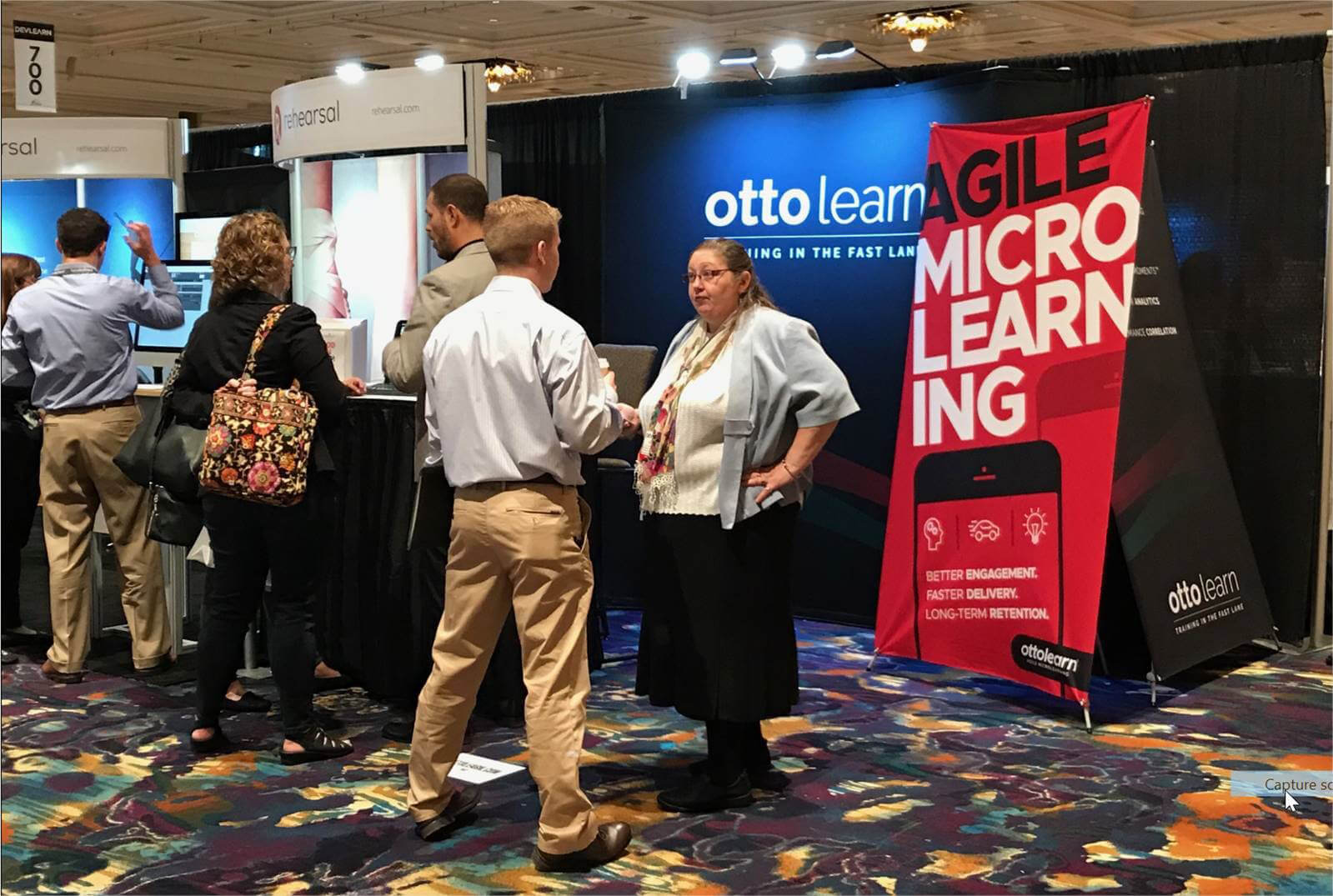 Otto booth - OttoLearn Microlearning