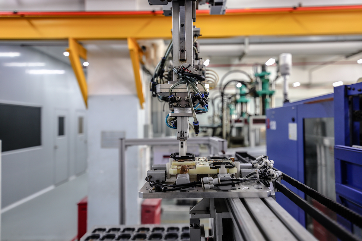 Fictiv Manufacturing Partner AutomationPowered Injection Molding Factory