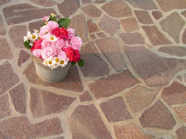 Dry Set Flagstone Patio