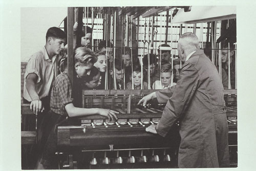 foto: Martien Coppens / Brabant-Collectie/UvT | Kinderen bij carillon
