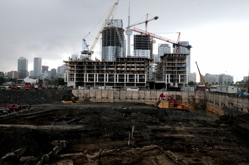 foto: © Tom van der Leij | Toronto is een jonge stad waar volop gebouwd wordt