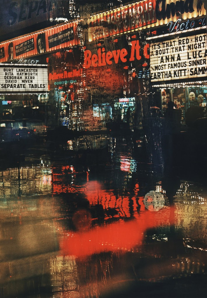 © Marvin Newman, Broadway, Believe It, 1958 | Courtesy of Howard Greenberg Gallery