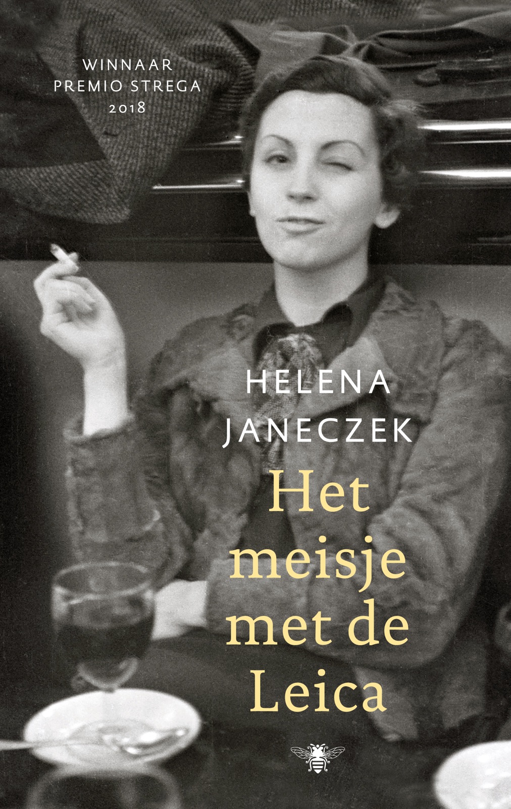 coverfoto van het boek Het meisje met de Leica van Helena Janeczek