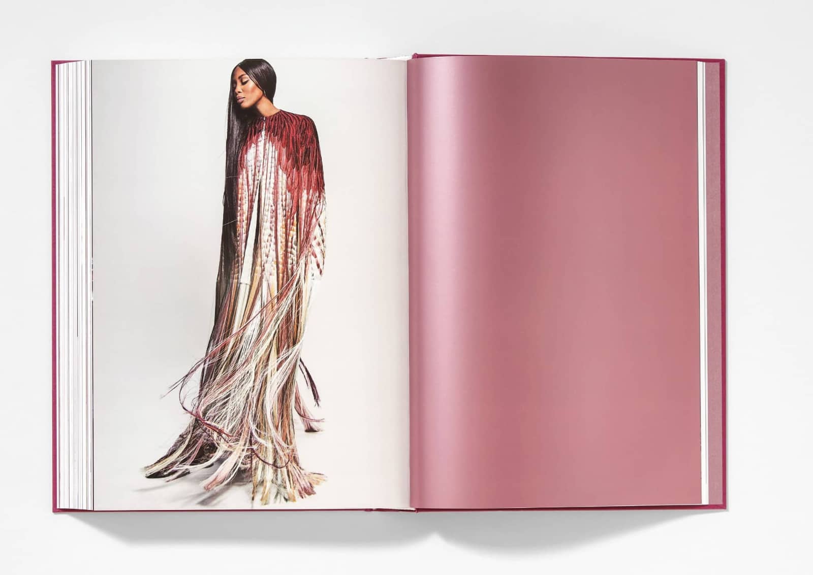 foto: © Taschen - Naomi Campbell. Updated Edition