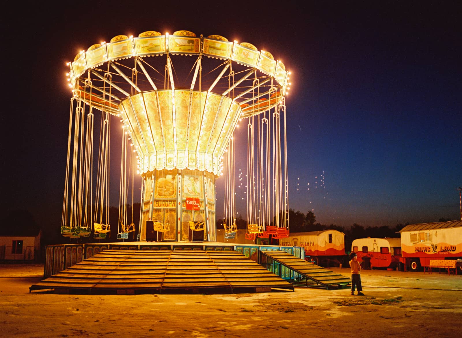 Marco van Duyvendijk, Zweefmolen, Popas Mamaia, Roemenië, 2002