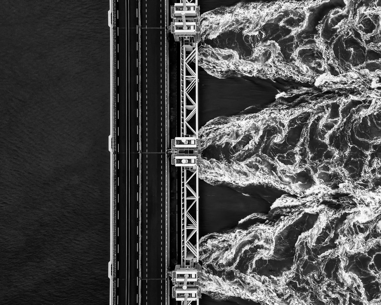 © Ruud Peters, Netherlands, Shortlist, Open, Motion, 2021 Sony World Photography Awards - luchtfoto Oosterscheldekering, X3