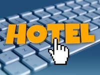 clicking on hotel text