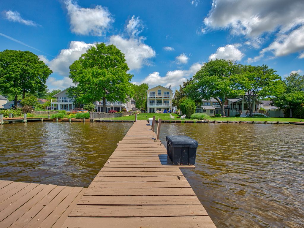 waterside wedding