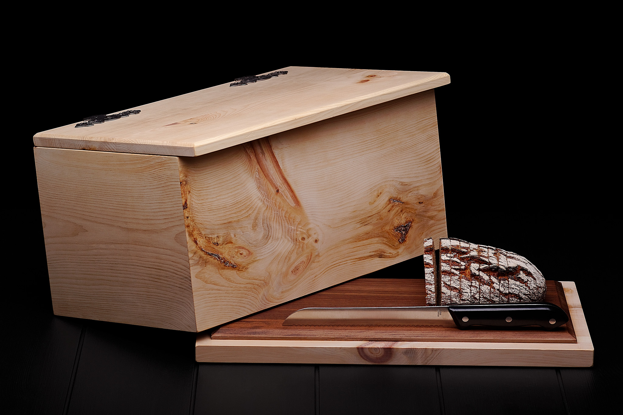 bread box with cutting board included product photo