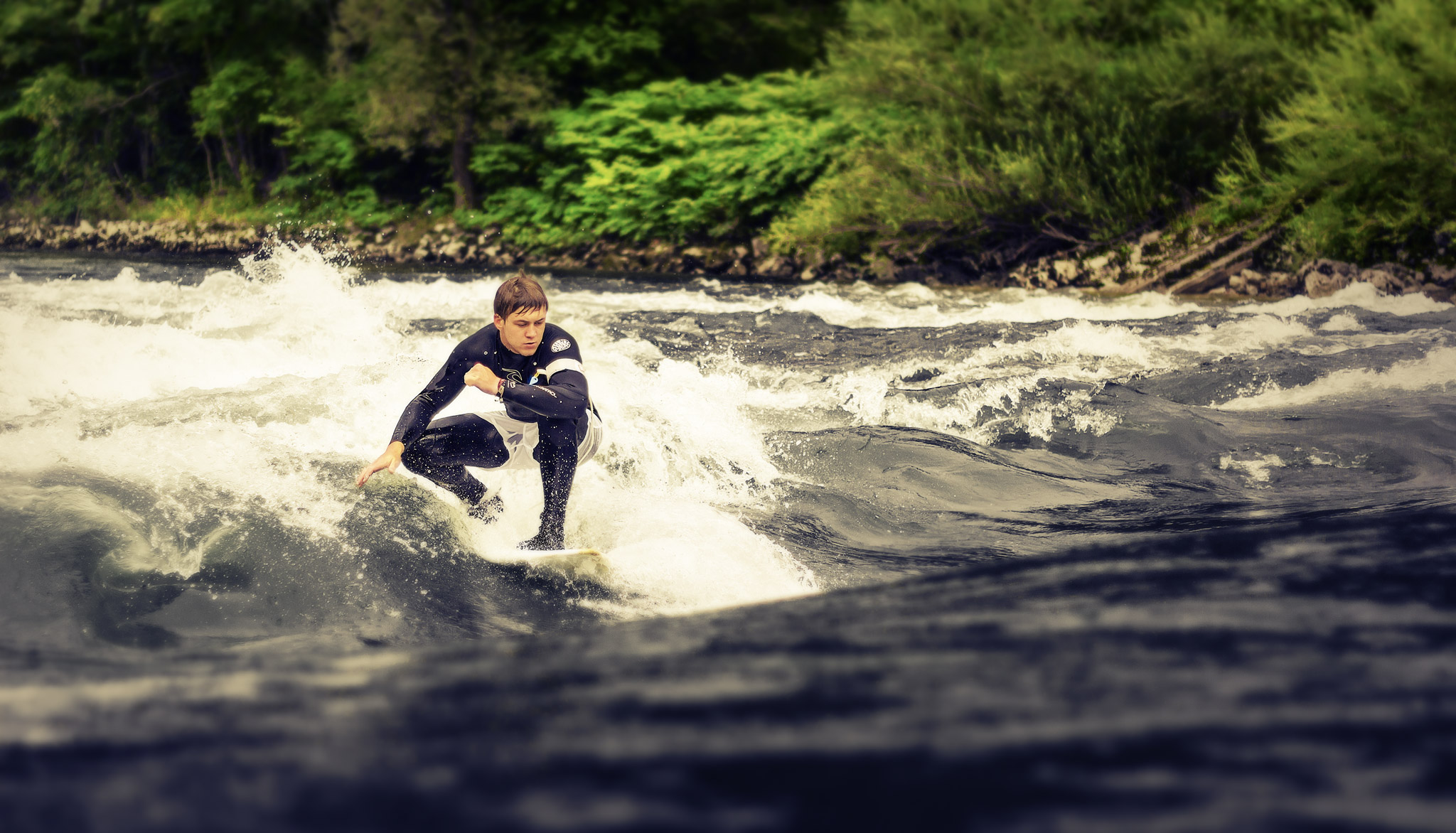 riversurfing photoshoot