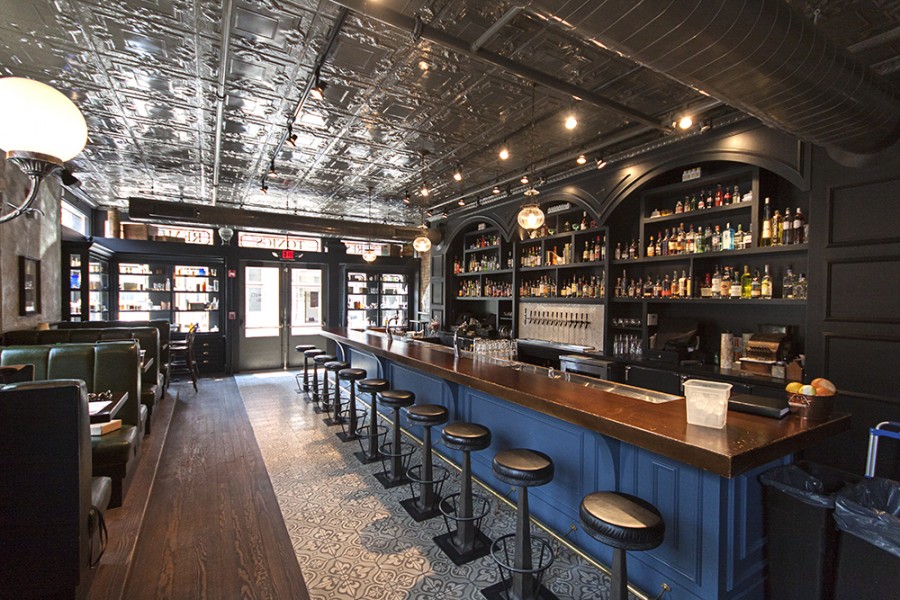 sundry & vice bar interior