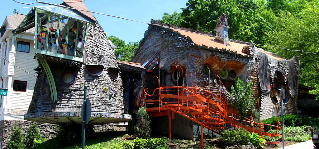 Mushroom House in Hyde Park Ohio