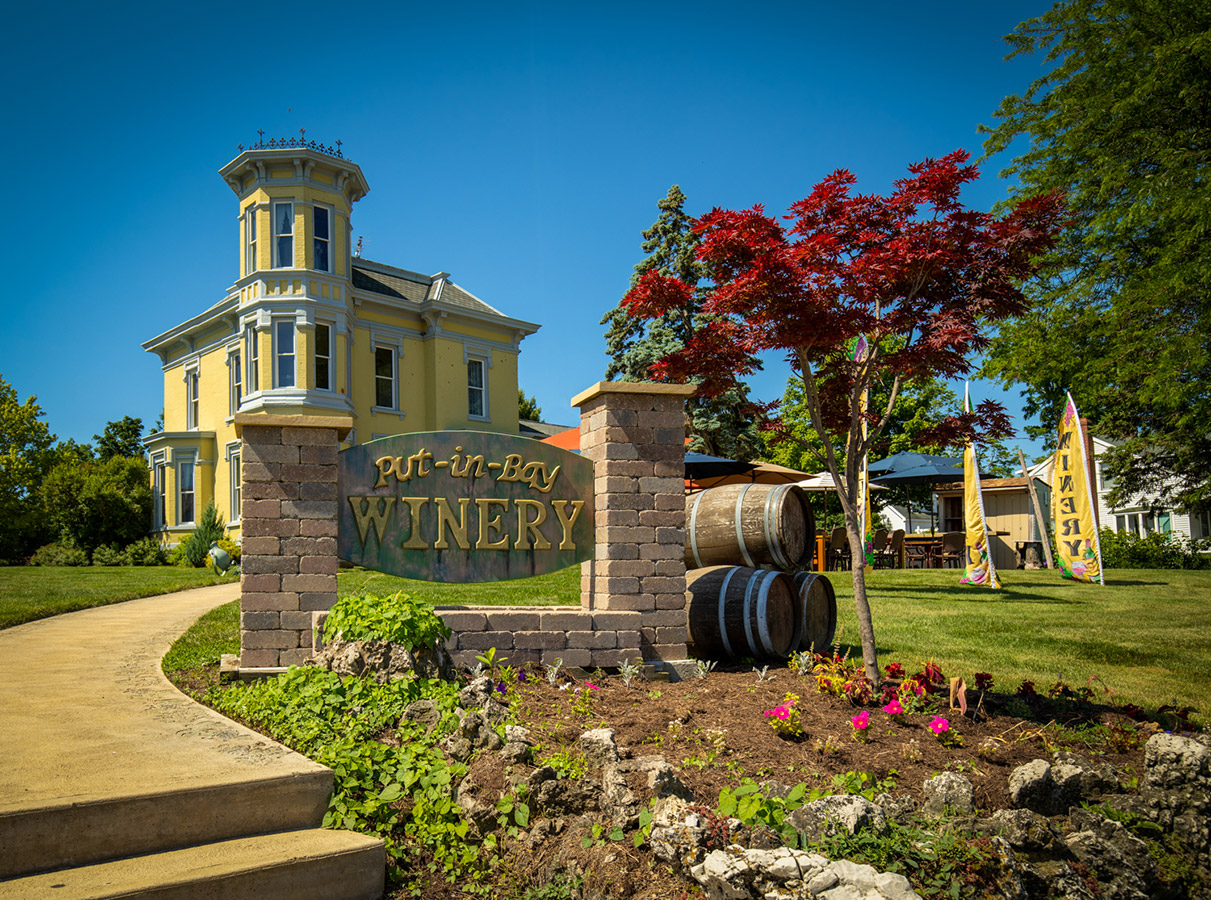 Put-in-Bay Winery exterior & front sign
