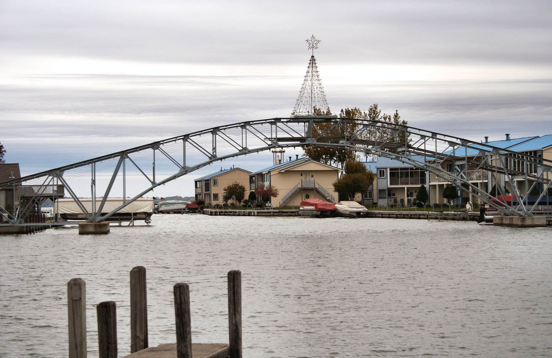Shot of the pier at Indian Lake