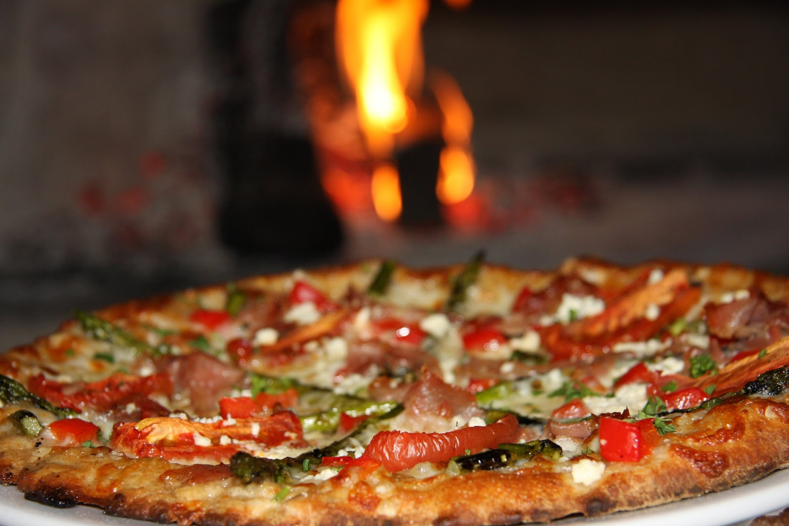 wood fired pizza from Figlio