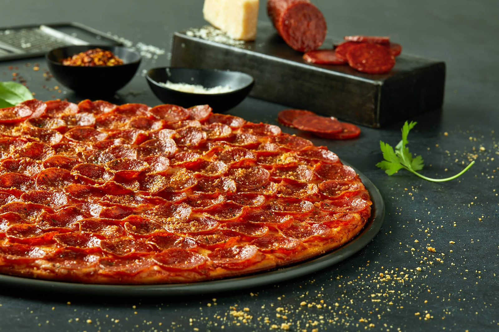 Photo of pepperoni pizza from Donatos