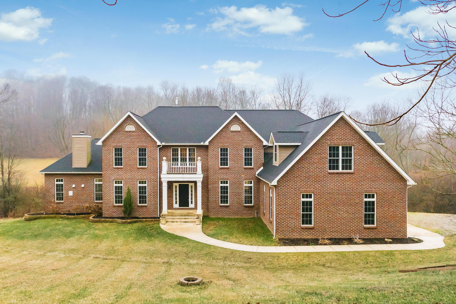 large newly constructed home in Granville Ohio