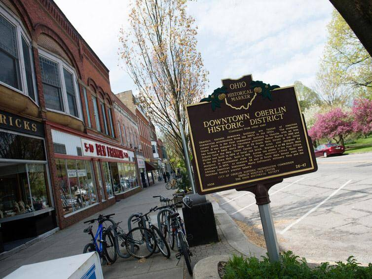 oberlin historic district sign