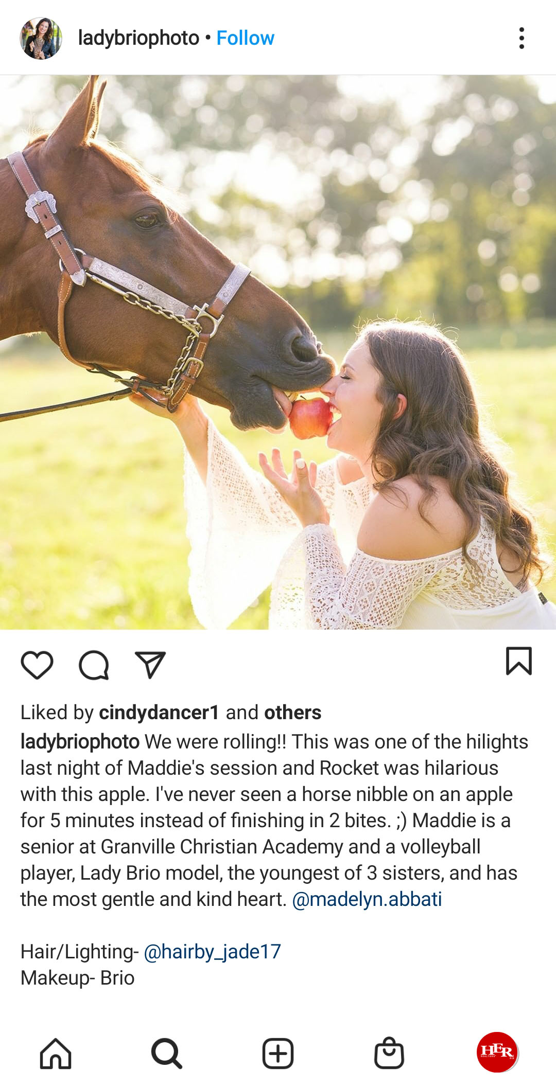 women and the horse kissing Apple