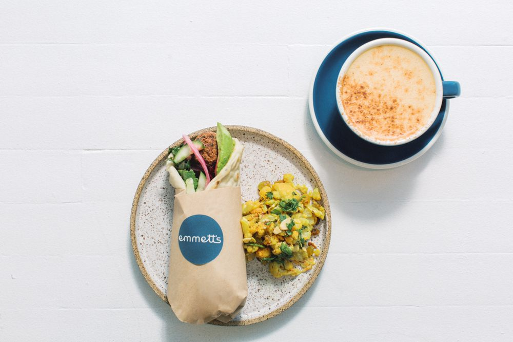 An image of the on-the-go breakfasts served at Emmett's Café.