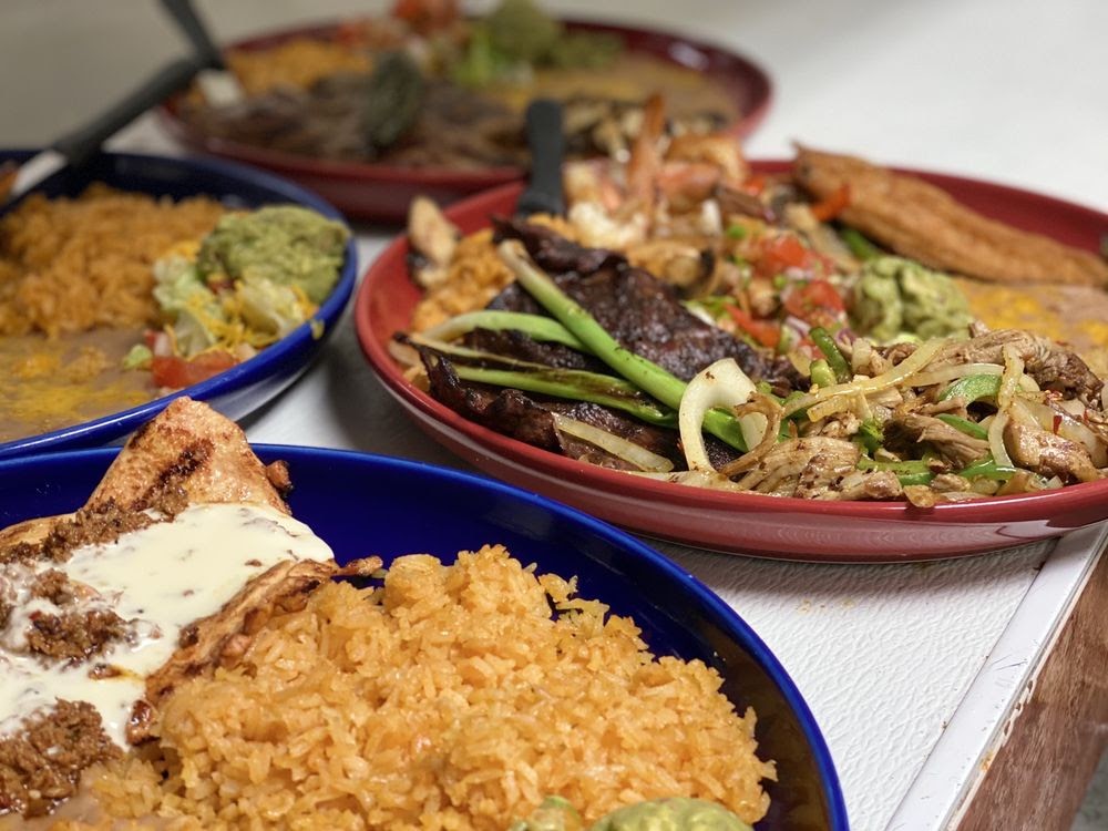 Photo of Casa Hacienda Grill - Columbus, OH, United States. Auténticos Platillos