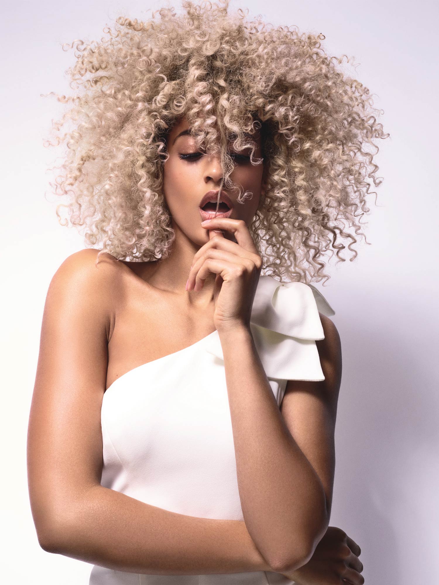 Schwarzkopf 2018 BlondMe Iconic Collection for Salon International