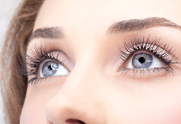 Woman with fuller brows due to eyebrow restoration