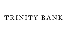 Logo banky Trinity Bank, jejíž spořicí účet nazvaný Výhoda+ nabízí novým klientům roční úrok 1,58 %.