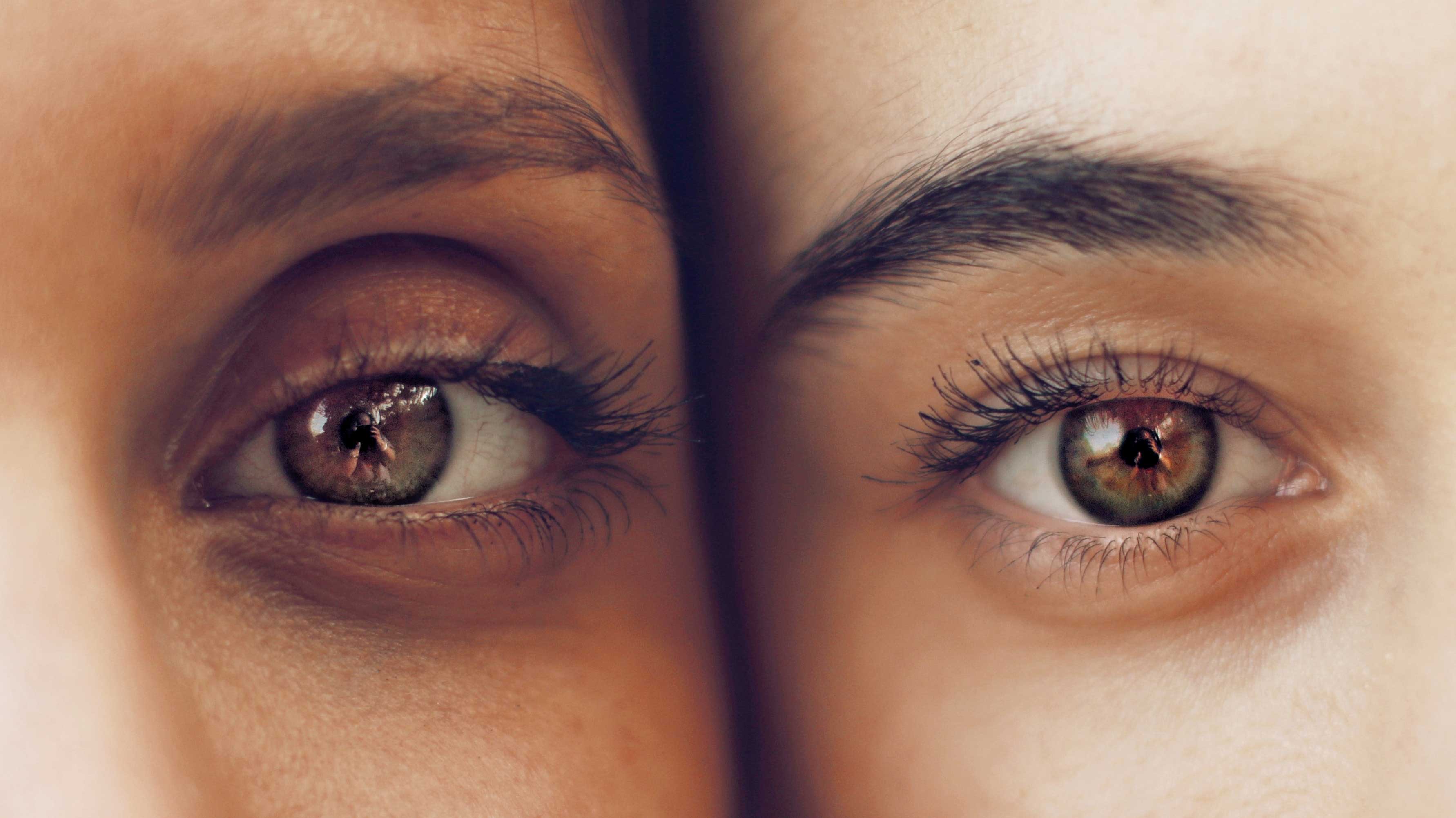 Olhos iguais