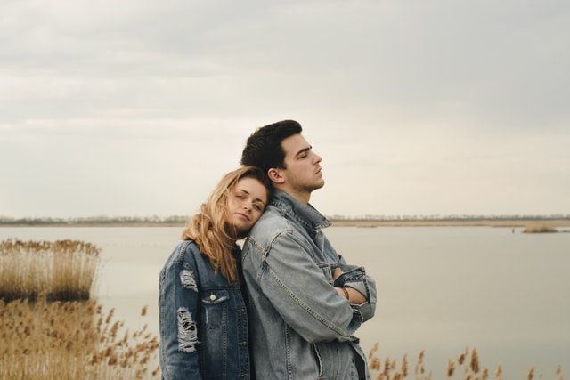 Romantic partners influence each other's goals