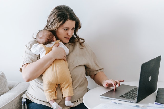 Online parenting communities pulled closer to extreme groups spreading misinformation