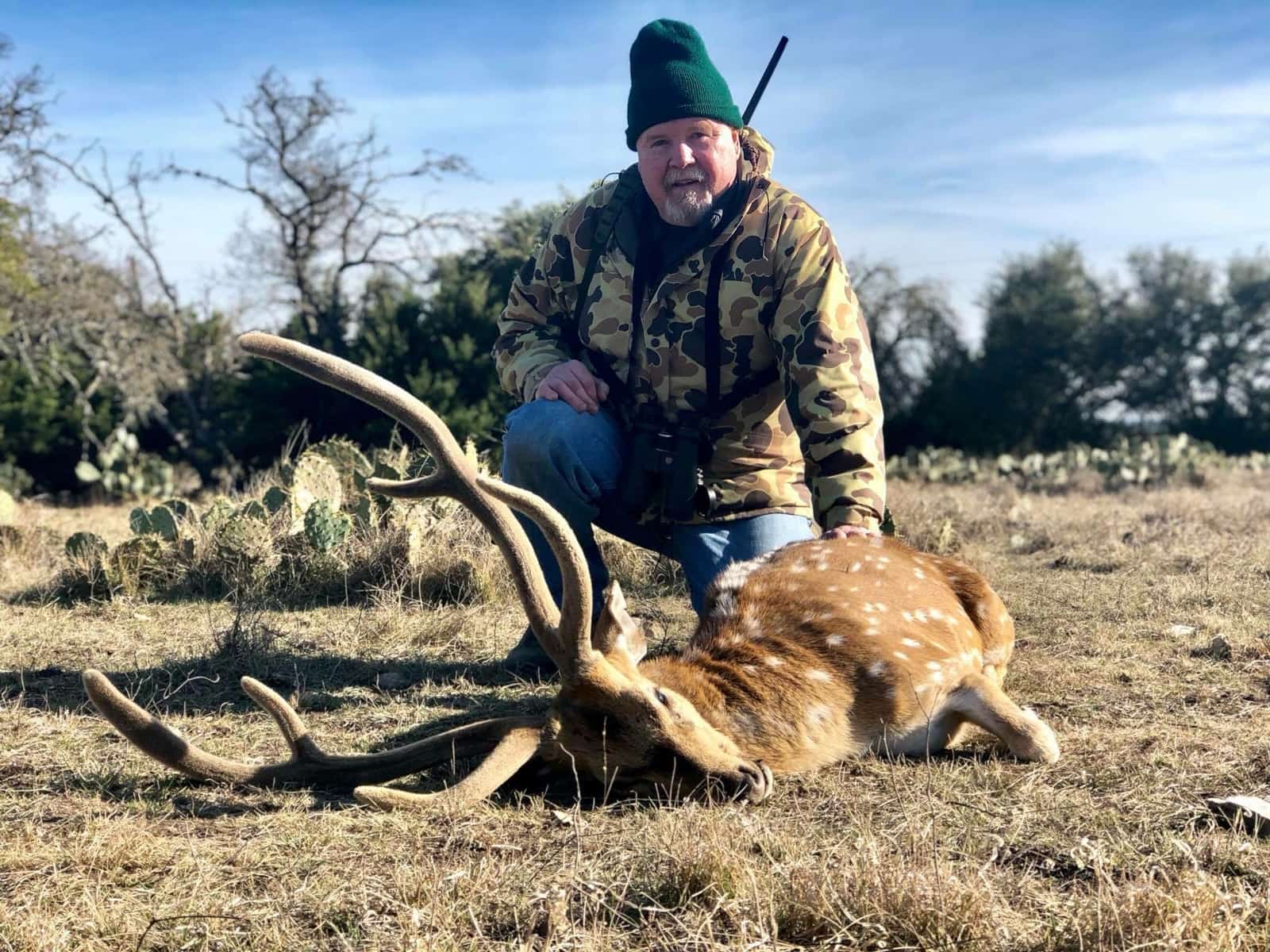 Velvet Axis Deer Hunting