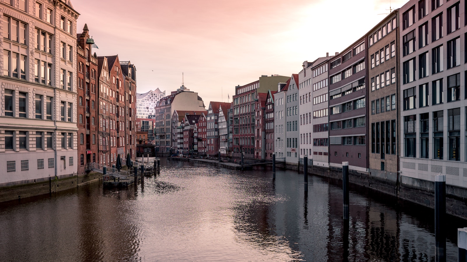 Kurierdienst Hamburg Fahrradkurier Stadtkurier Overnight Und Express 